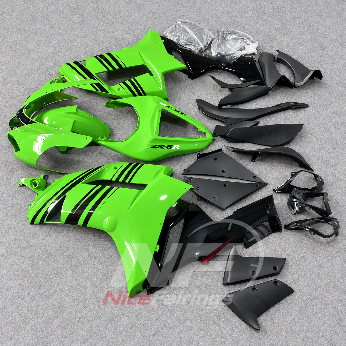 Kawasaki ZX6R 2007-2008 Green banded panels - angled view