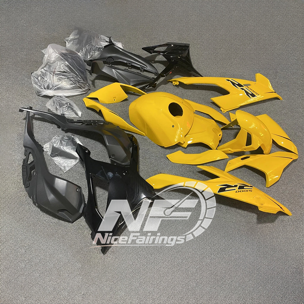 For BMW S1000RR 2019-2022 White Black Sportbike Fairings, Custom ABS Bodywork And Replacement Plastics | NiceFairings - front angle image