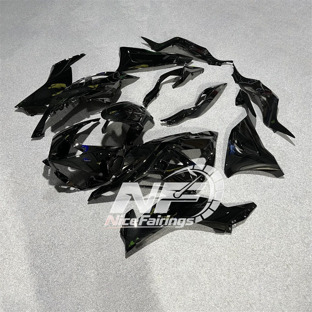 For Kawasaki ZX6R 636 2024-2025 ABS Fairing Kit Green Black | NiceFairings - front angle image