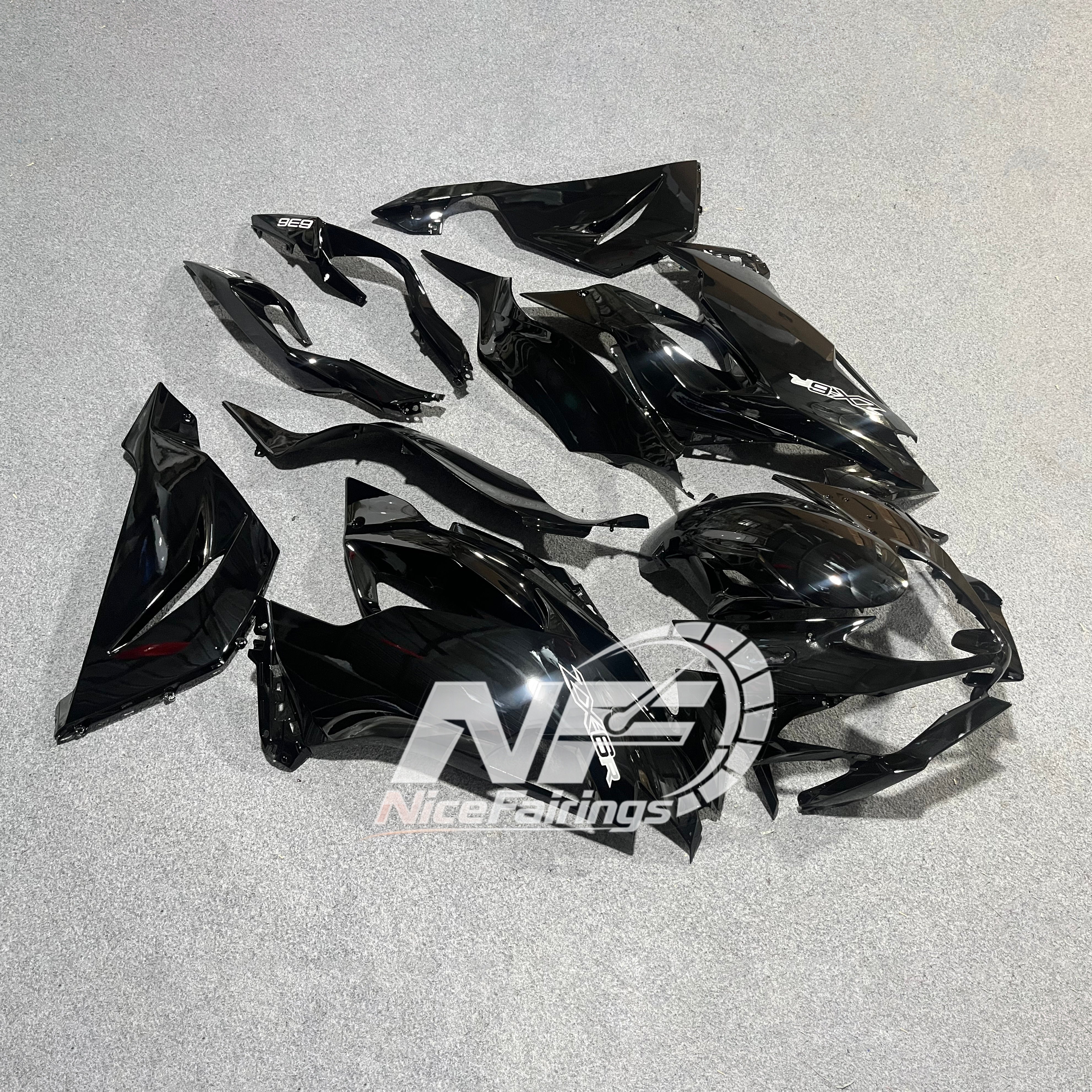 Kawasaki ZX6R 636 Custom Painted ABS Body Kit Race Replica | NiceFairings - front angle image