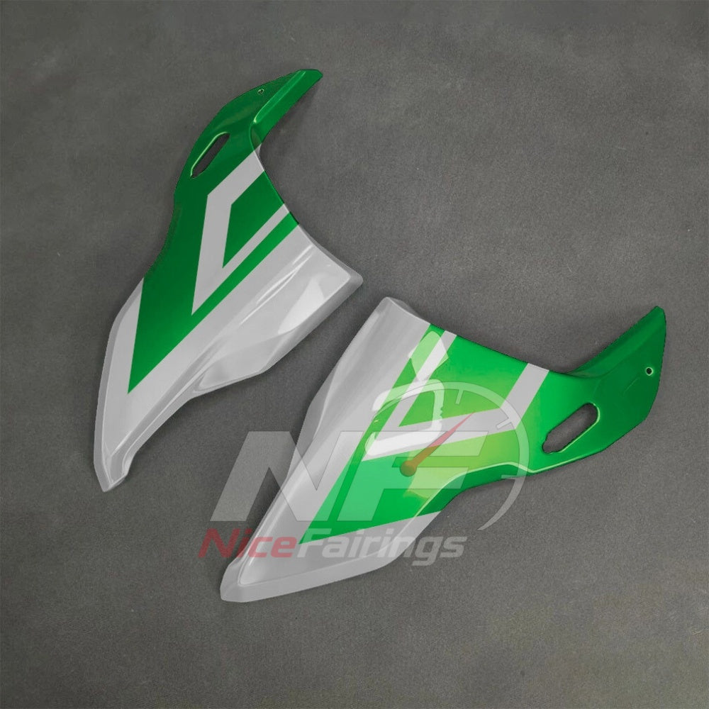 For BMW S1000RR 2025-2026 Green Black Custom Fairings with ABS Sportbike Plastics and Full Body Kit | NiceFairings - front angle image