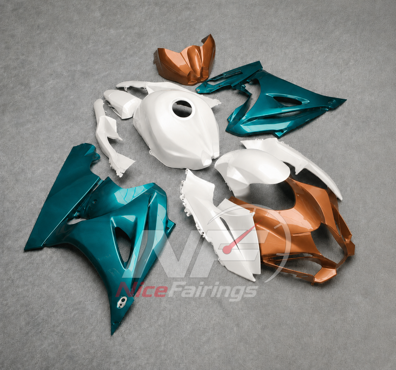 For Suzuki GSXR1000 K17 2017-2026 Motorcycle Fairing Kit Teal Orange Body Panels | NiceFairings - front angle image