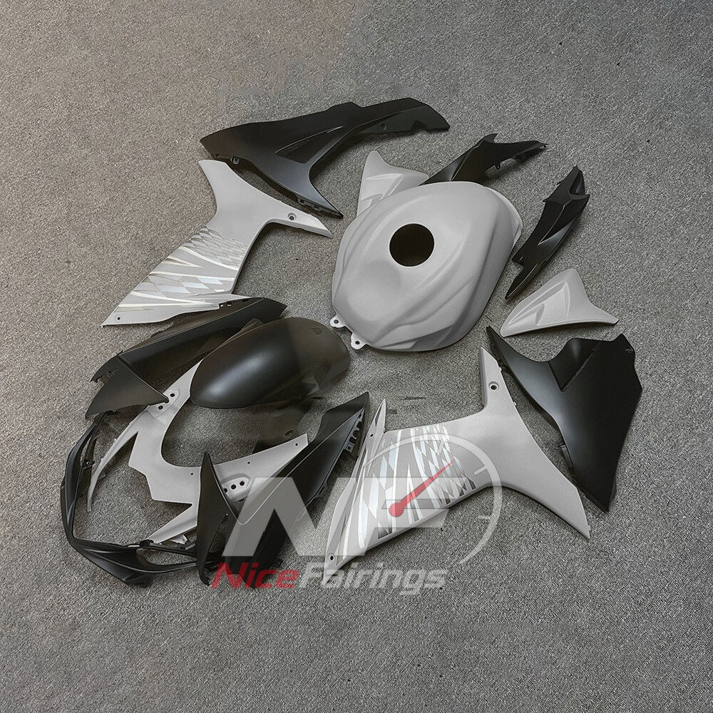 For Suzuki GSX-R600 GSX-R750 K11 2011-2016 Custom Fairings Black White ABS Sportbike Plastics | NiceFairings - front angle image