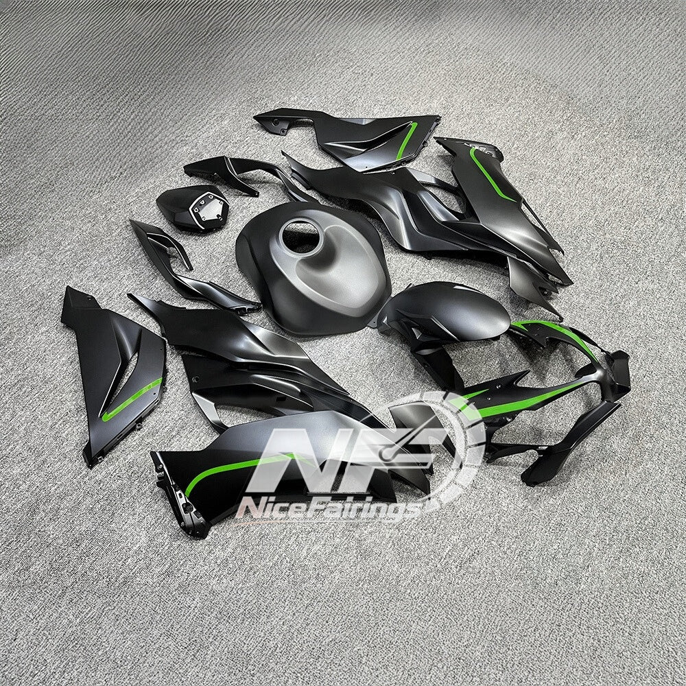 Ninja ZX6R 636 2019-2023 Sportbike Plastics Street Bodywork Tank Cover | NiceFairings - front angle image