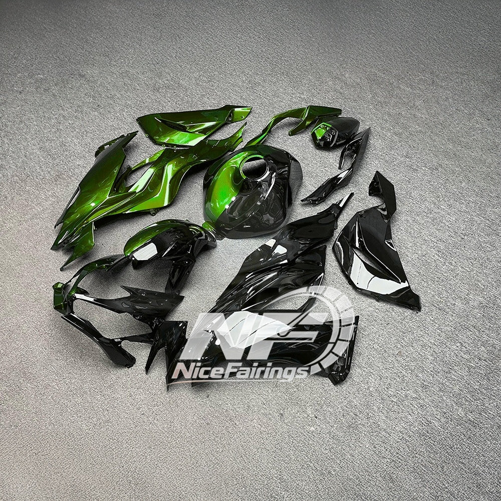 Ninja ZX6R 636 2019-2023 Sportbike Plastics Grey Red Tank Cover | NiceFairings - front angle image