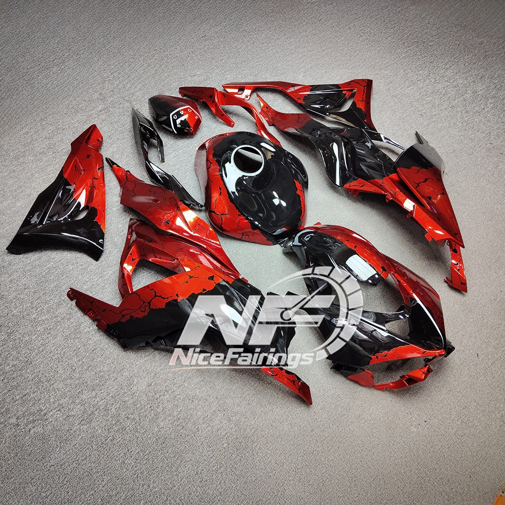 For Kawasaki ZX6R 636 2024-2025 ABS Fairing Kit Green Black Special Edition | NiceFairings - front angle image