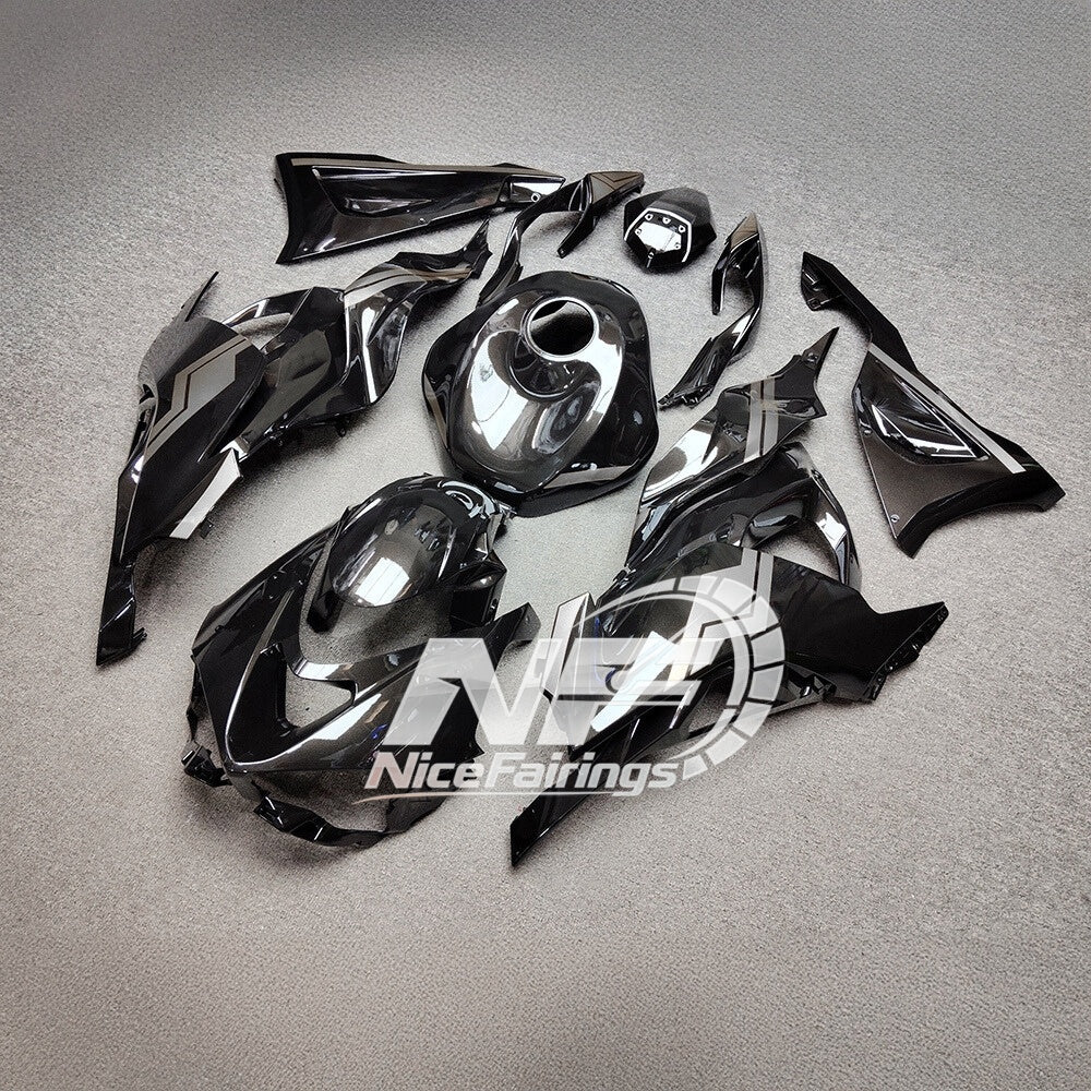 For Kawasaki ZX6R 636 2024-2025 Painted Motorcycle Bodywork Gloss White Tank Cover | NiceFairings - front angle image