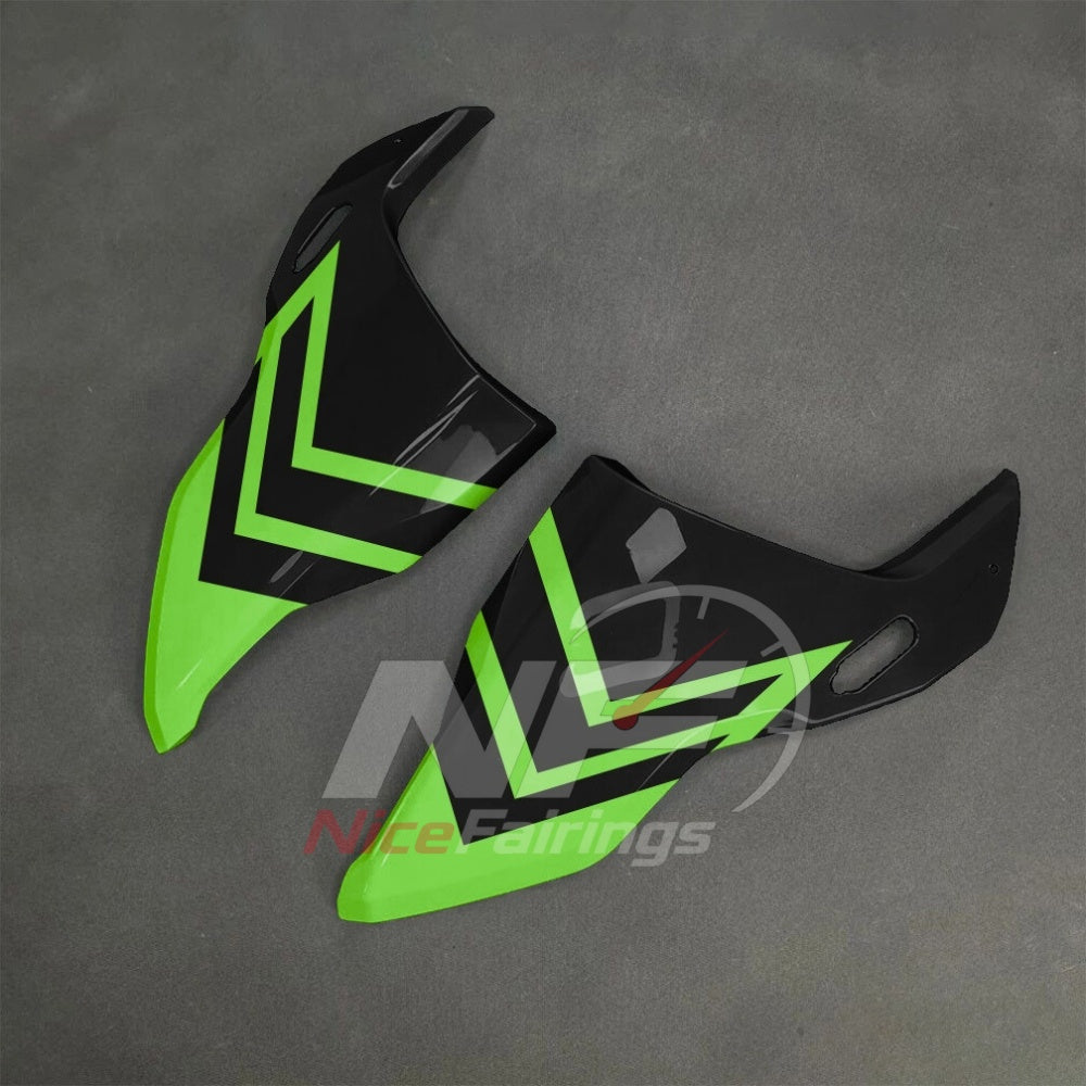 For BMW S1000RR 2025-2026 Green Black ABS Body Kit with Street and Track Fairing Panels | NiceFairings - front angle image