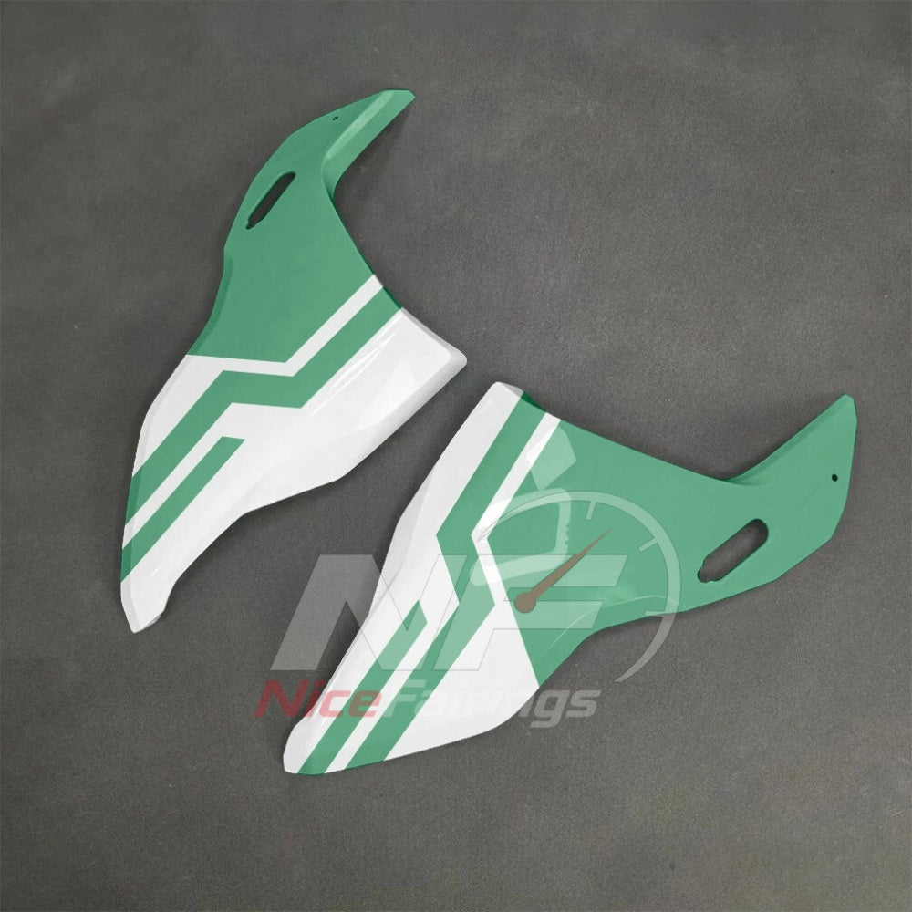For BMW S1000RR 2025-2026 Green Black ABS Fairing Kit with Painted Bodywork and Replacement Panels | NiceFairings - front angle image
