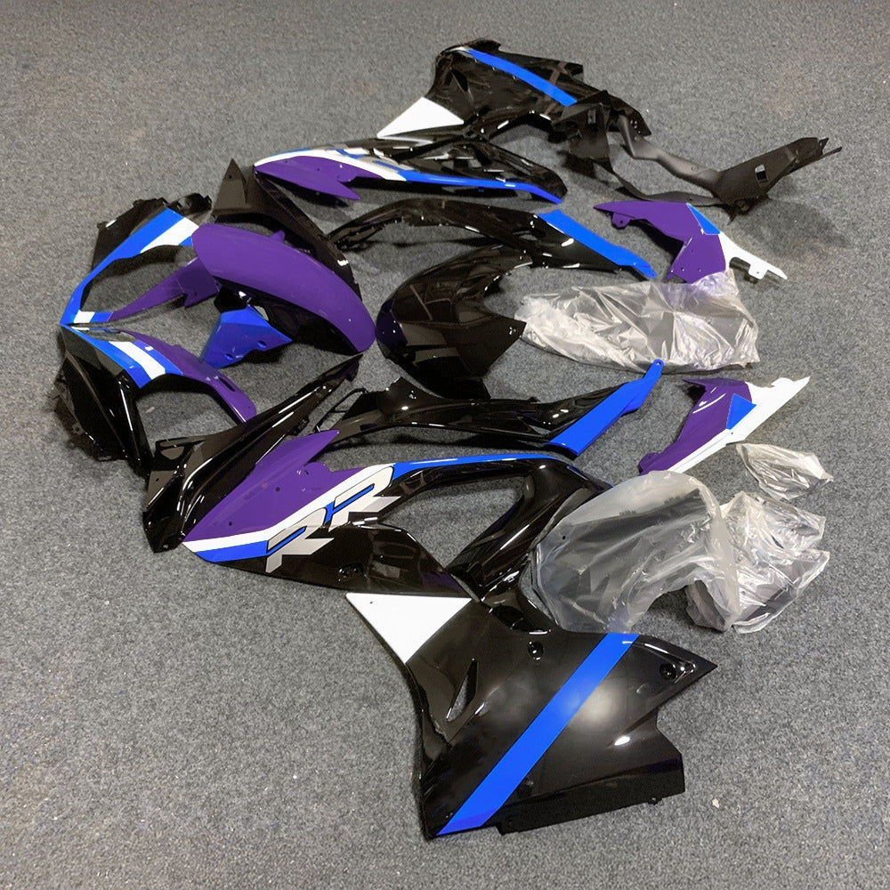 For BMW S1000RR 2017-2018 Carbon Look Standard No Tank Cover ABS Fairing Kit, Custom Painted Motorcycle Bodywork | NiceFairings - front angle image