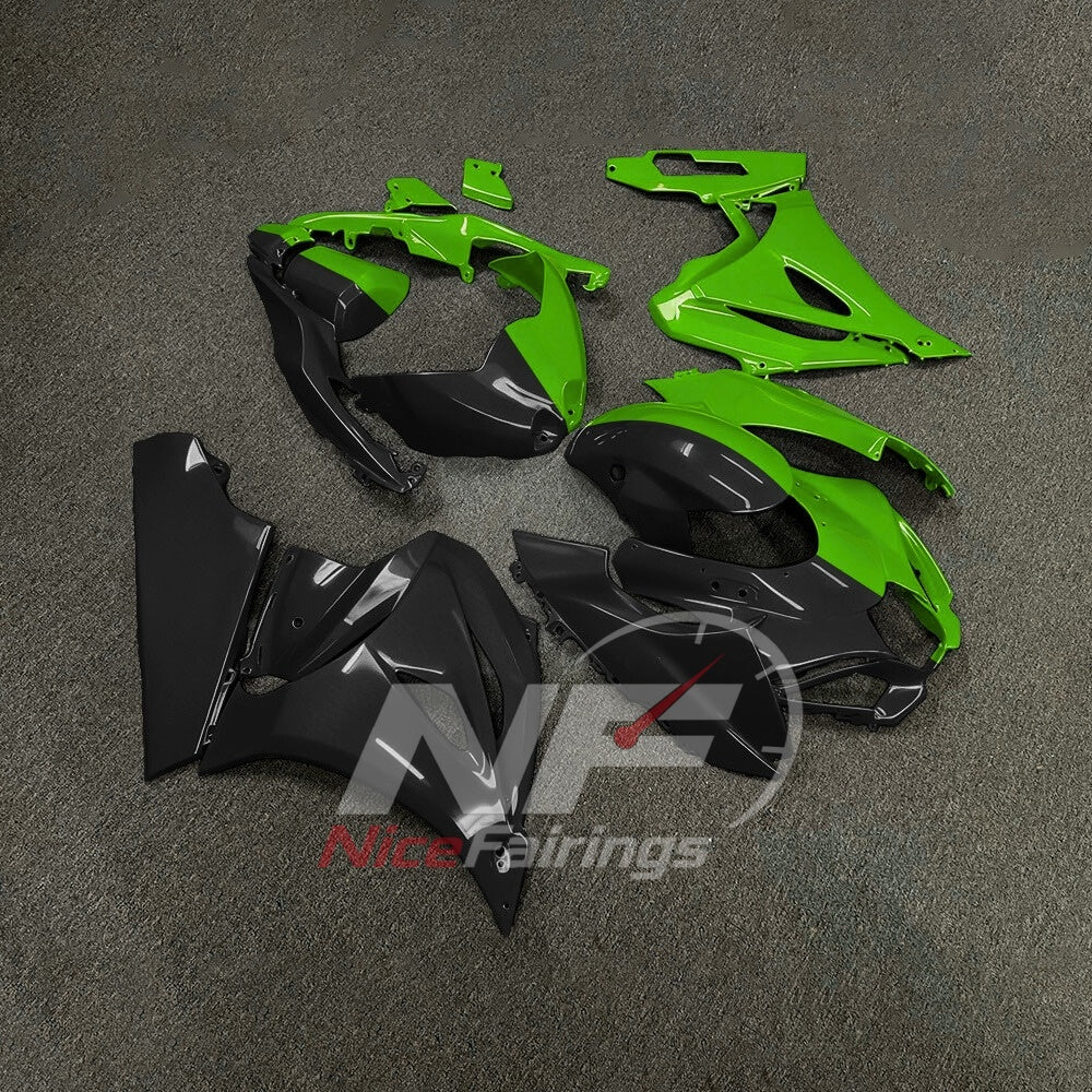 For Suzuki GSXR1000 K17 2017 2018-2026 ABS Fairing Kit Green Black Painted Bodywork | NiceFairings - side angle image