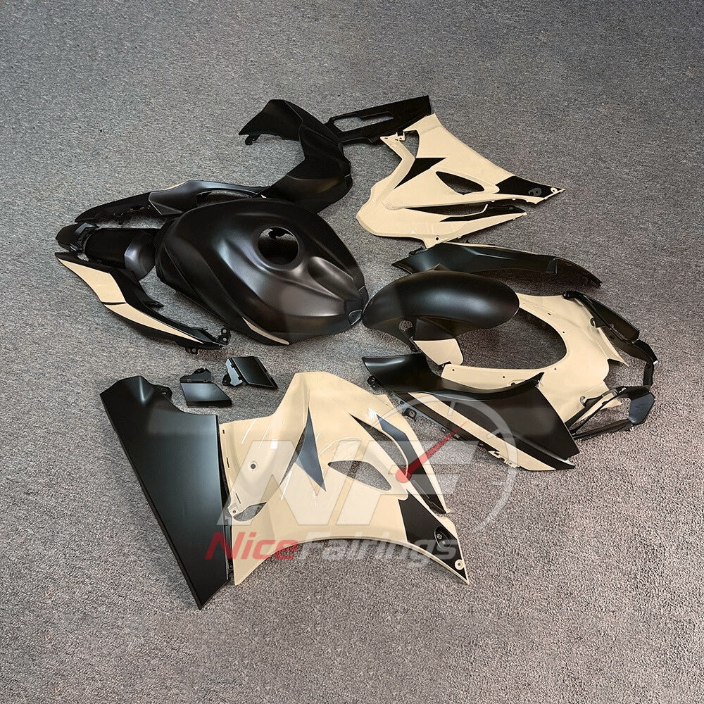 For Suzuki GSX-R1000 K17 2017-2026 Custom Fairings Yellow Black ABS Sportbike Plastics | NiceFairings - side angle image