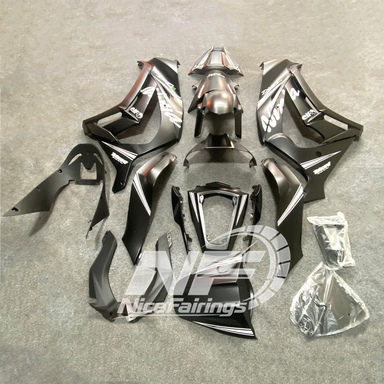 Ninja ZX10R 2011-2015 ABS Body Panels Fairing Set | NiceFairings - side angle image