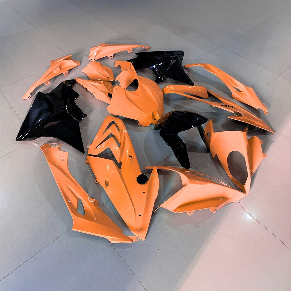 For BMW S1000RR 2017-2018 Carbon Look Standard No Tank Cover Full Fairing Kit, Painted ABS Motorcycle Plastics | NiceFairings - side angle image