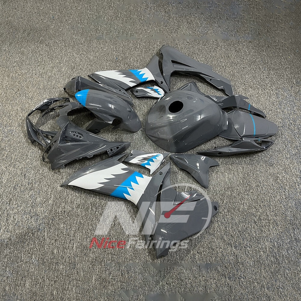 For Suzuki GSXR600 GSXR750 K11 2011-2016 ABS Body Kit White Black Street Track Fairings | NiceFairings - side angle image