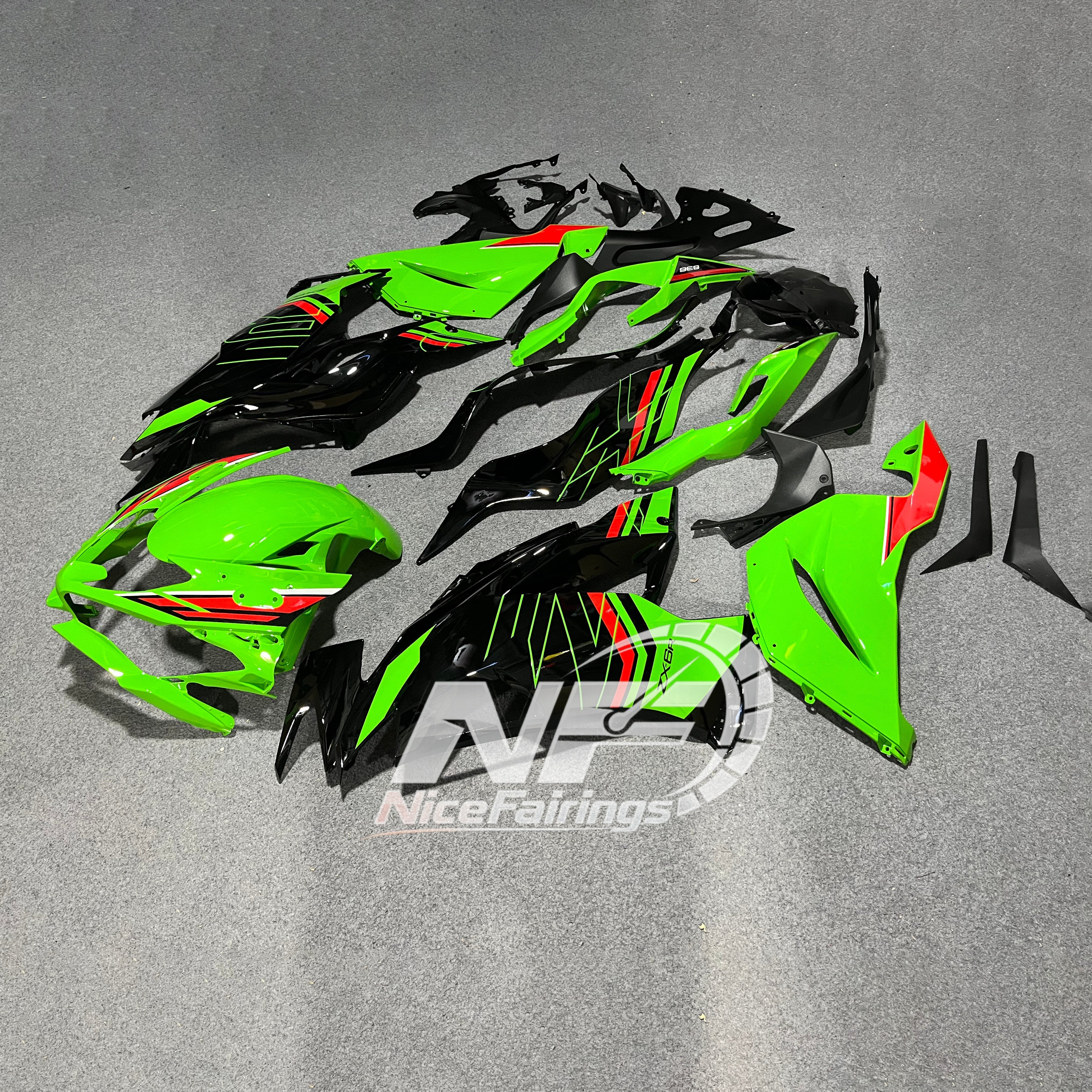 Ninja ZX6R 636 2019-2023 Sportbike Plastics Track Edition | NiceFairings - side angle image