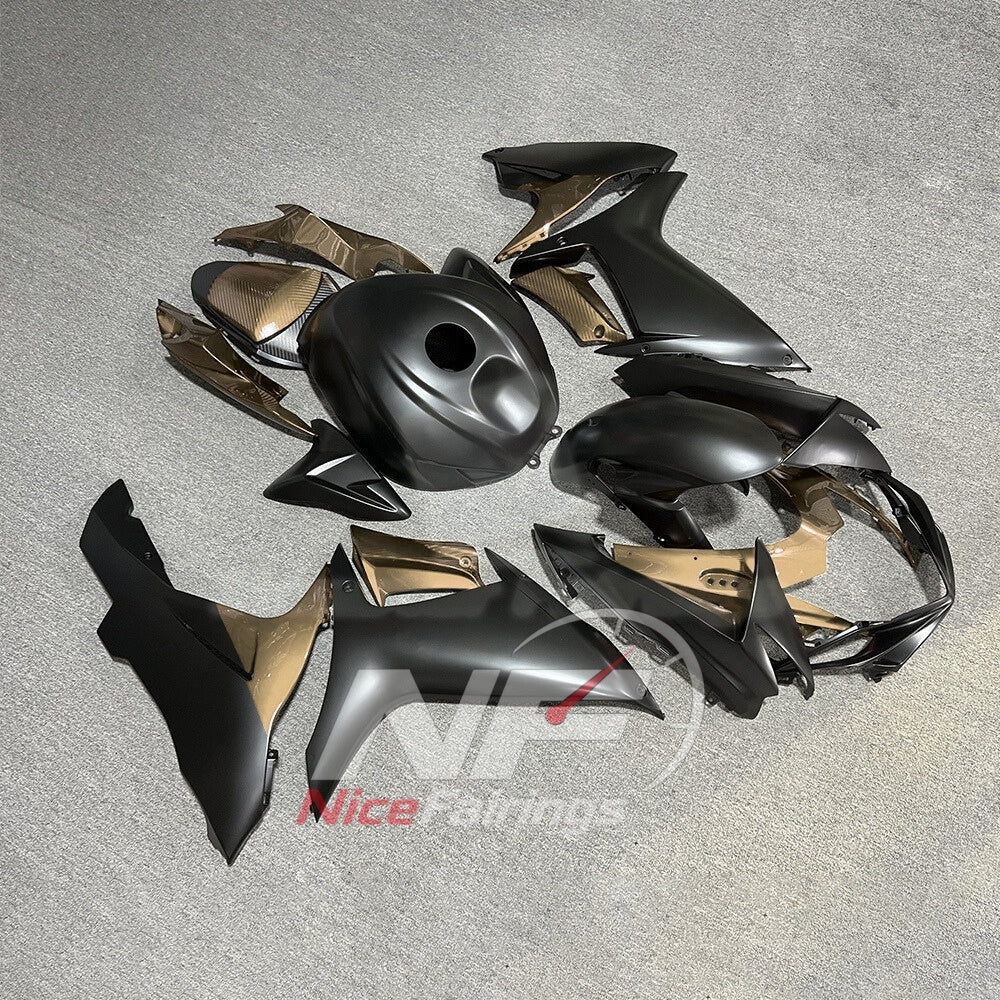 For Suzuki GSXR600 GSXR750 K11 2011-2016 Motorcycle Fairing Kit White Black Body Panels | NiceFairings - side angle image