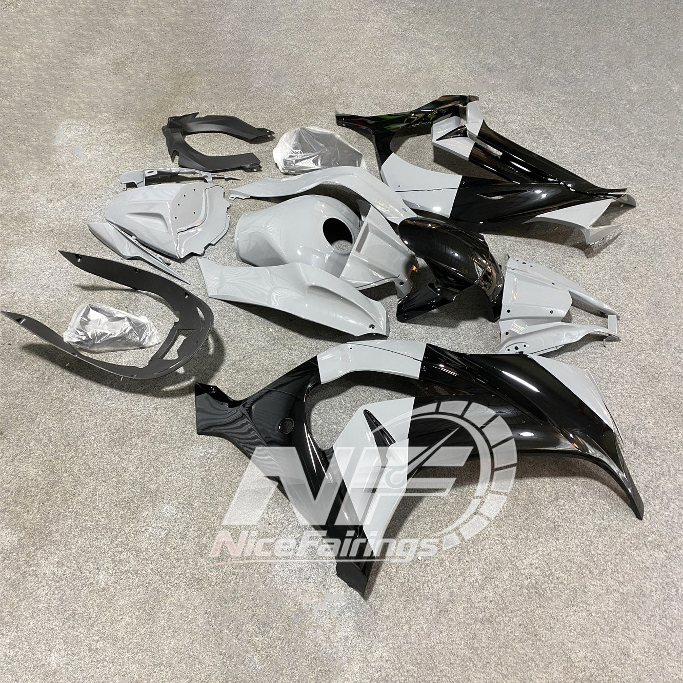 KAWASAKI Ninja ZX10R 2011-2015 Injection Molded Fairings Set | NiceFairings - rear angle image