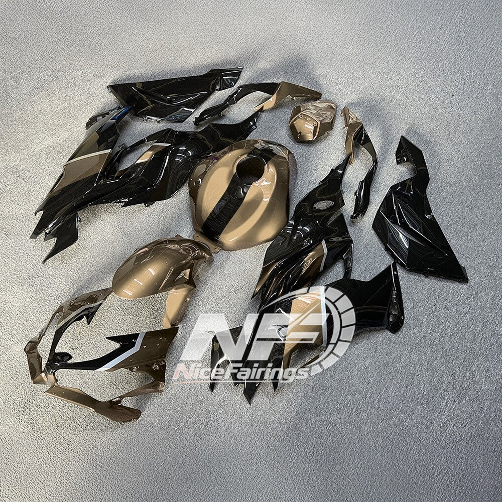 Kawasaki ZX-6R 636 2019-2023 Replacement Fairing Set Pearl White Tank Cover | NiceFairings - rear angle image