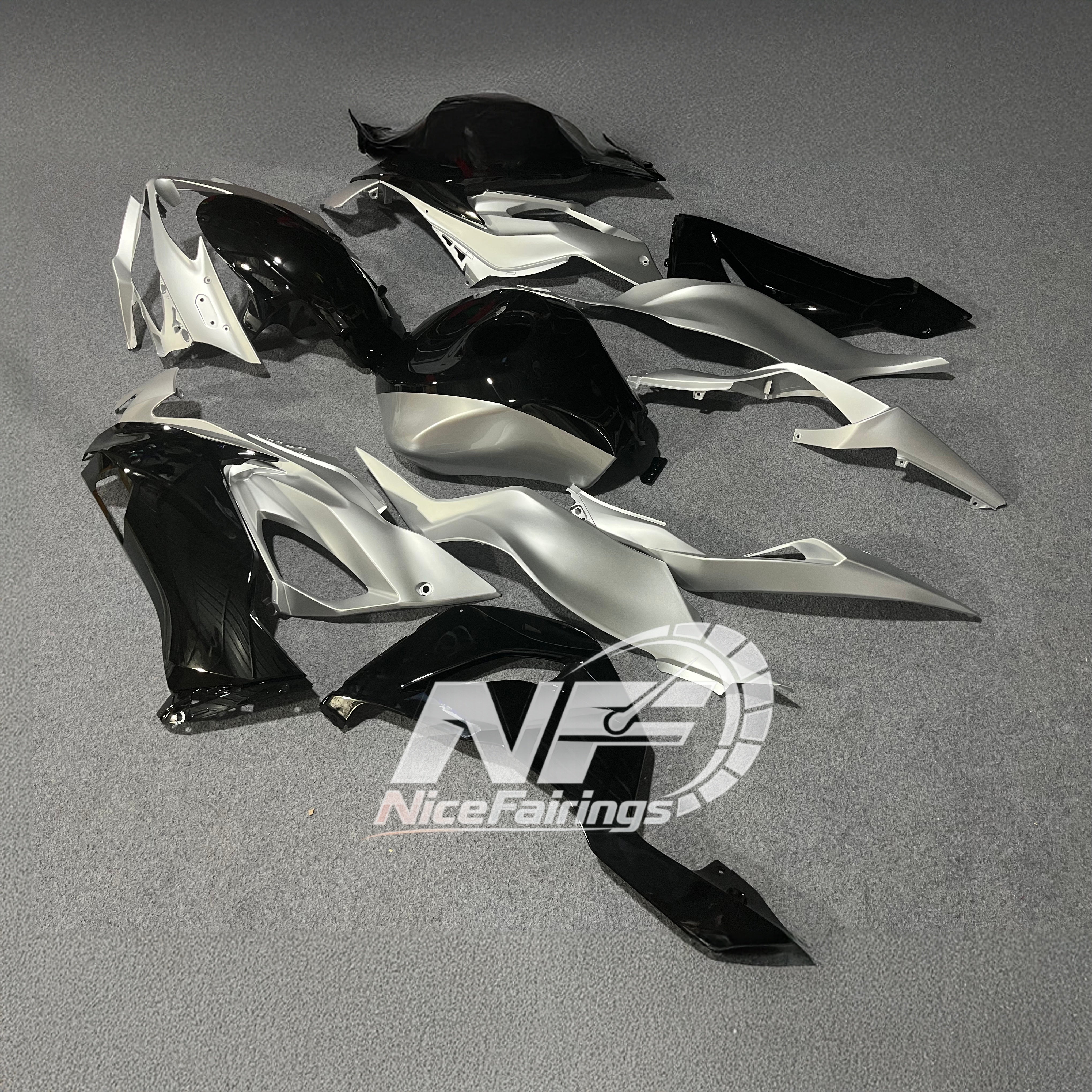 Kawasaki Ninja ZX-6R 636 2019-2023 Custom Fairings Lime Green Tank Cover | NiceFairings - rear angle image
