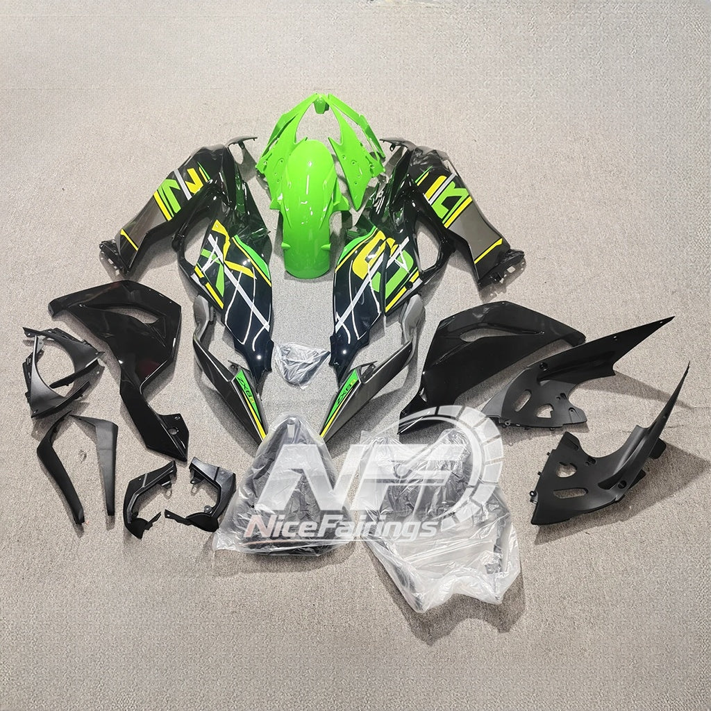 Kawasaki Ninja ZX-6R 636 2019-2023 Custom Fairings White Blue | NiceFairings - rear angle image