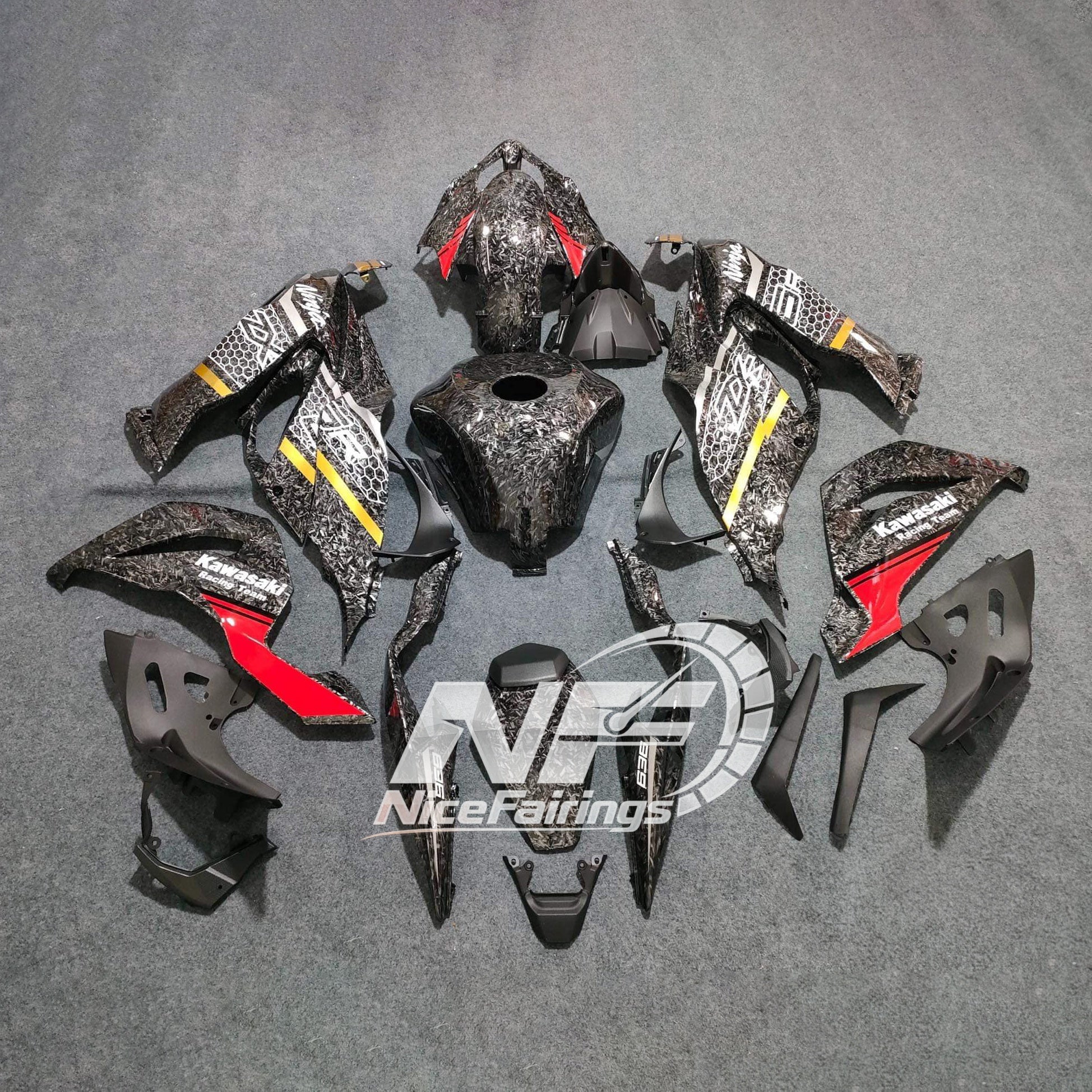 For Kawasaki ZX6R 636 2019-2023 ABS Fairing Kit Green Black Signature Edition | NiceFairings - rear angle image