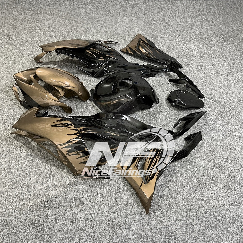 For Kawasaki Ninja ZX-6R 636 2024-2025 Custom Fairings Lime Green Premium Edition | NiceFairings - rear angle image