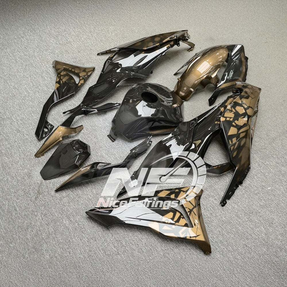 For Kawasaki ZX-6R 636 2024-2025 Replacement Fairing Set Pearl White Special Edition | NiceFairings - rear angle image