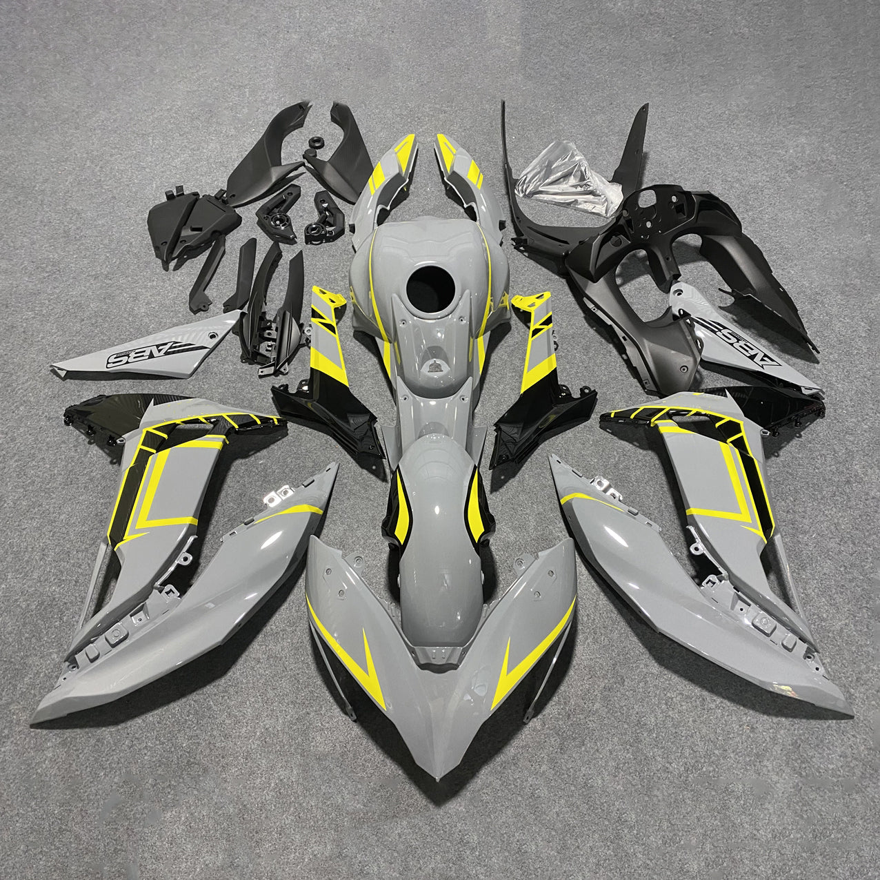 Ninja 650 ER-6F 2017-2019 Custom Painted Bodywork silver yellow tank-cover | NiceFairings - main product image
